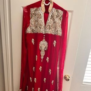 Pakistani Indian stunning dress